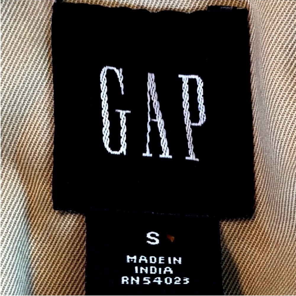 Gap Buttons Up Long Sleeve Cargo Jacket in Tan Women’s Size Small - Picture 3 of 3